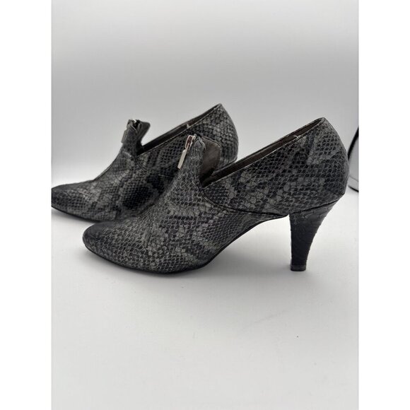Bijou New York Womens Black Snakeskin Pattern Heeled Ankle Boots Size 7.5 With F - Picture 5 of 6